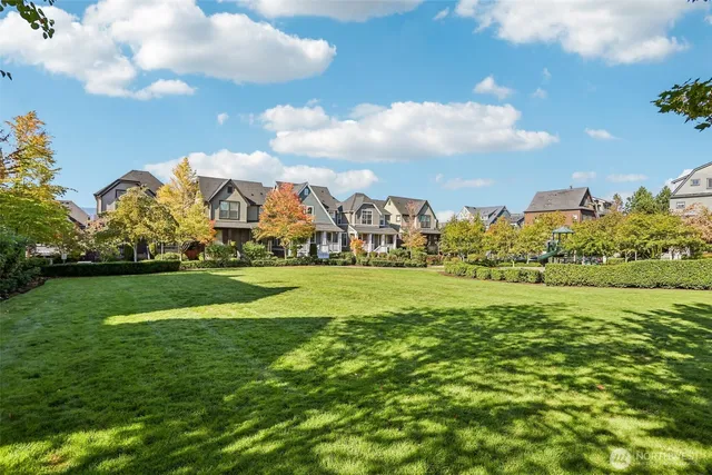 $859,000 | 862 3rd Avenue Northeast, Issaquah, WA 98029