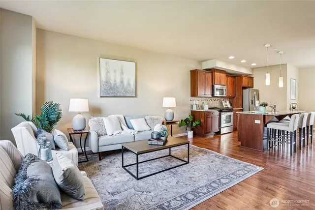 $859,000 | 862 3rd Avenue Northeast, Issaquah, WA 98029