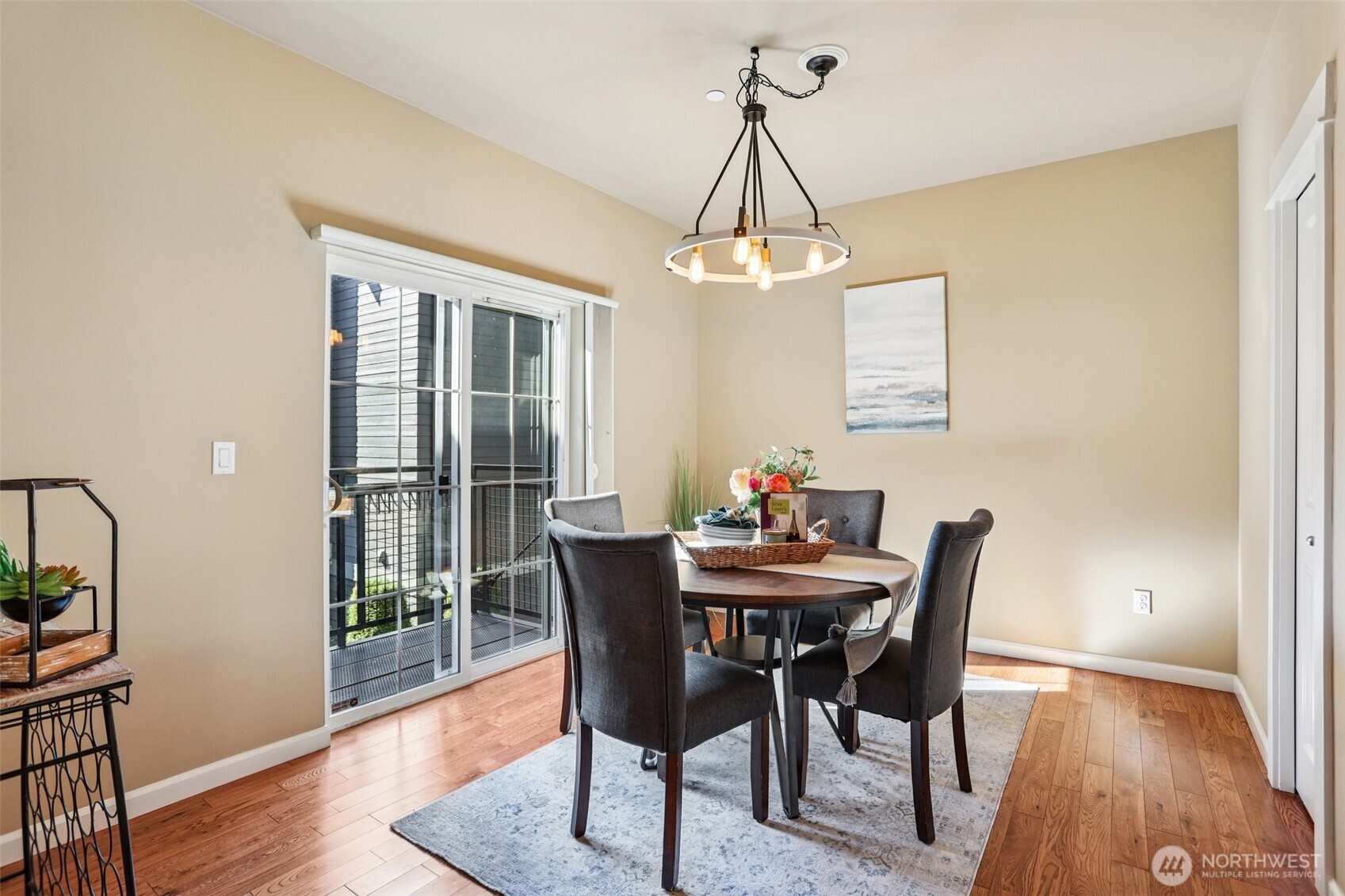 862 3rd Avenue Northeast Issaquah, WA 98029 - Photo 4 of 28