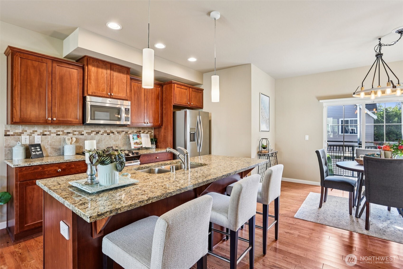 862 3rd Avenue Northeast Issaquah, WA 98029 - Photo 7 of 28