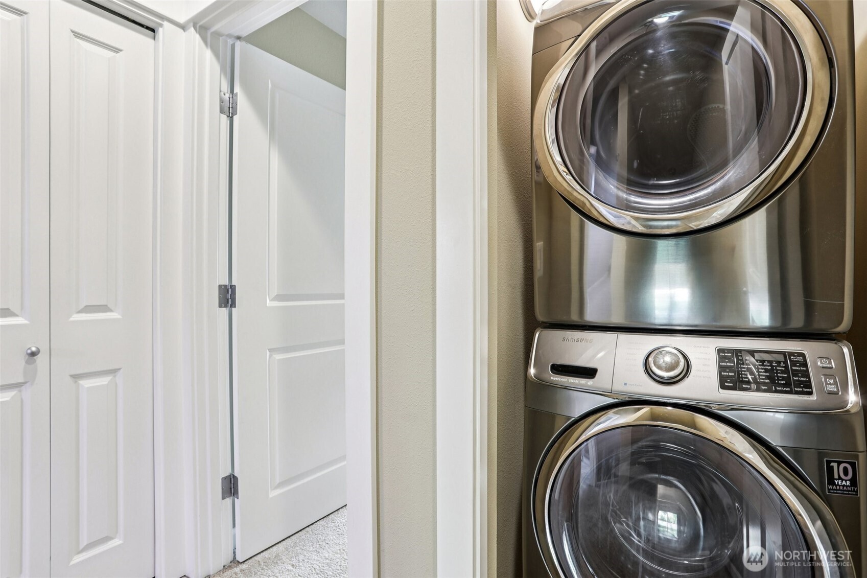 862 3rd Avenue Northeast Issaquah, WA 98029 - Photo 9 of 28