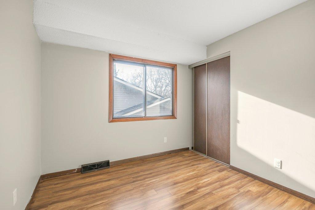 5331 70th Circle North Brooklyn Center, MN 55429 - Photo 8 of 27