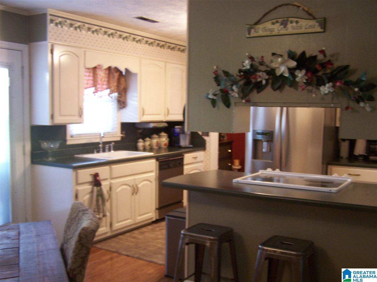 8 Grandview Drive Oneonta, AL 35121 - Photo 10 of 47