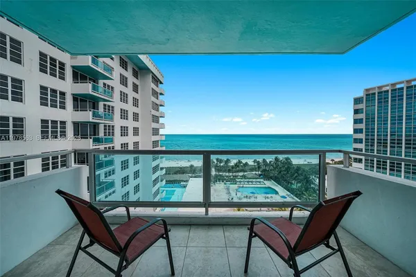 $3,650 | 5101 Collins Avenue, Unit 11M, Miami Beach, FL 33140
