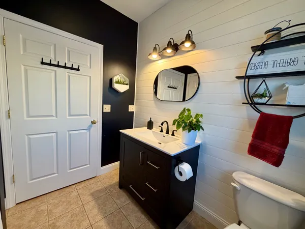 $599,000 | 2 Shetland Lane, Swanton, VT 05488