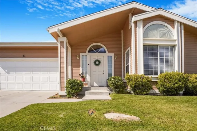 $295,000 | 20053 Northcliff Drive, Canyon Country, CA 91351