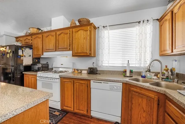 $295,000 | 20053 Northcliff Drive, Canyon Country, CA 91351