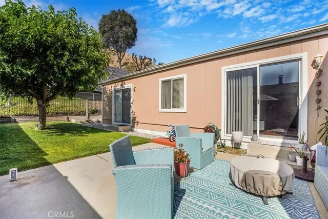 $295,000 | 20053 Northcliff Drive, Canyon Country, CA 91351