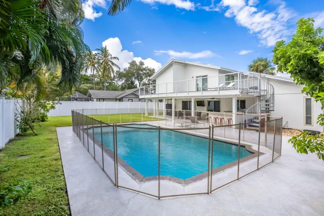 $1,249,000 | 1260 Northwest 15th Street, Boca Raton, FL 33486