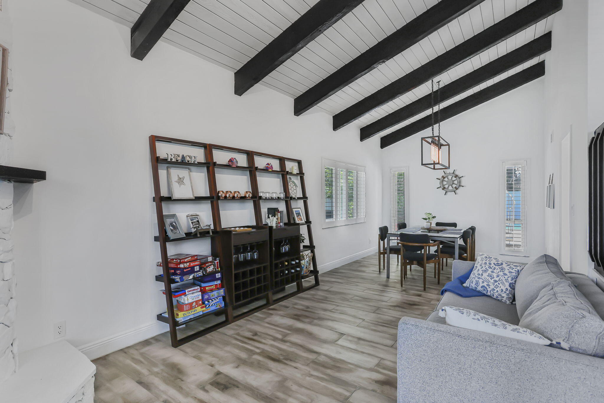 1260 Northwest 15th Street Boca Raton, FL 33486 - Photo 6 of 52 Living Room