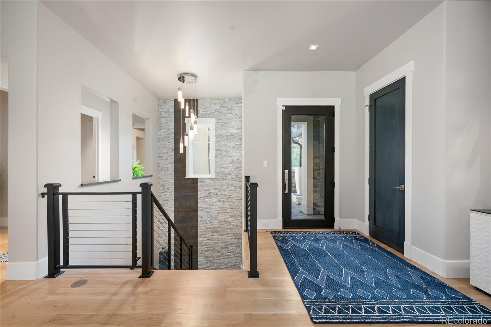 8200 Raphael Lane Littleton, CO 80125 - Photo 6 of 40 Gallery Image 6