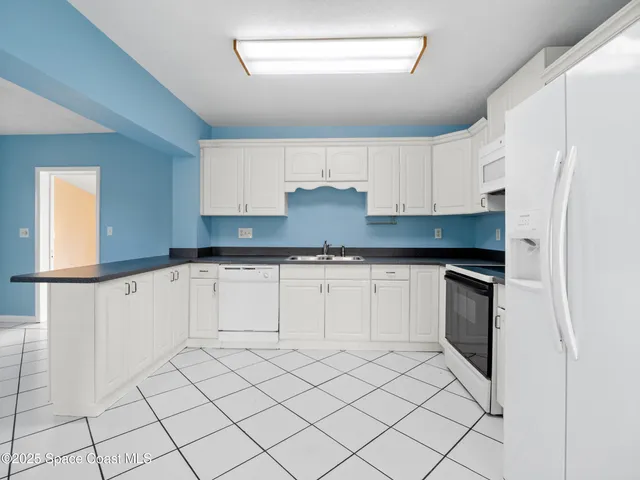 $2,000 | 130 Cinnamon Drive, Satellite Beach, FL 32937