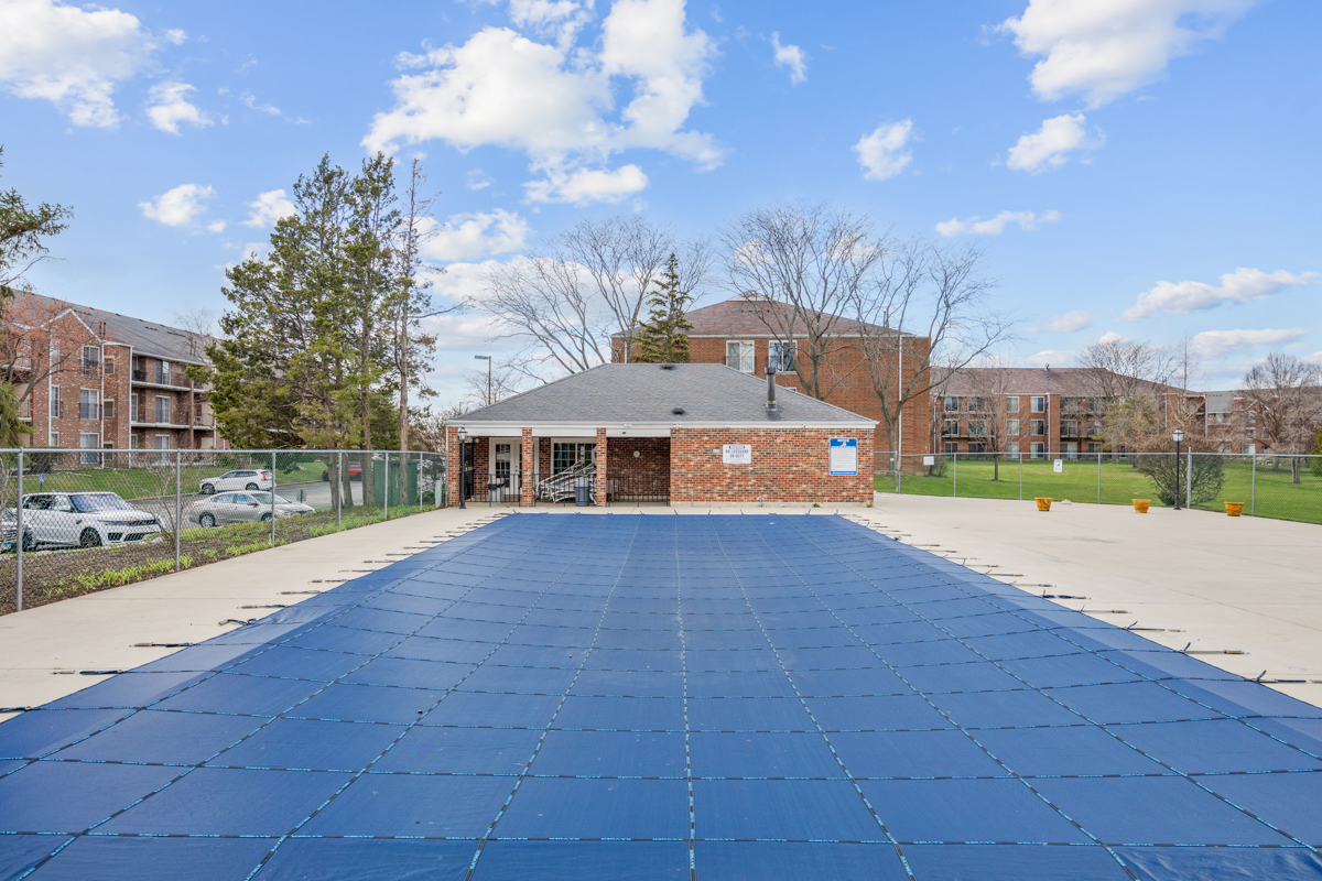 540 Biesterfield Road, Unit 305 Elk Grove Village, IL 60007 - Photo 23 of 25