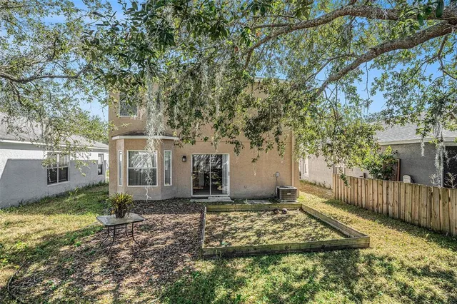 a view of a small yard