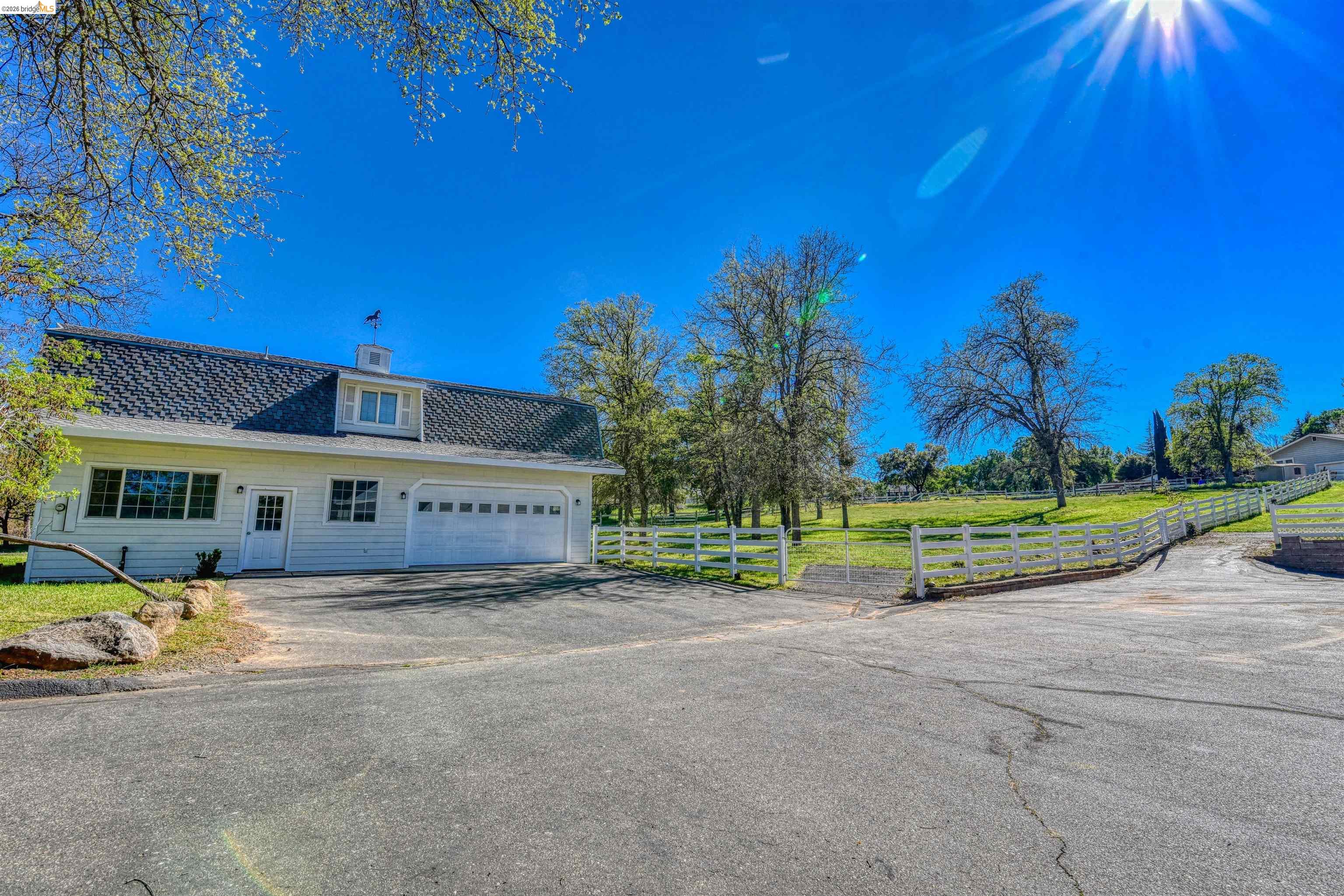 13301 Clements Road Groveland, CA 95321 - Photo 7 of 45