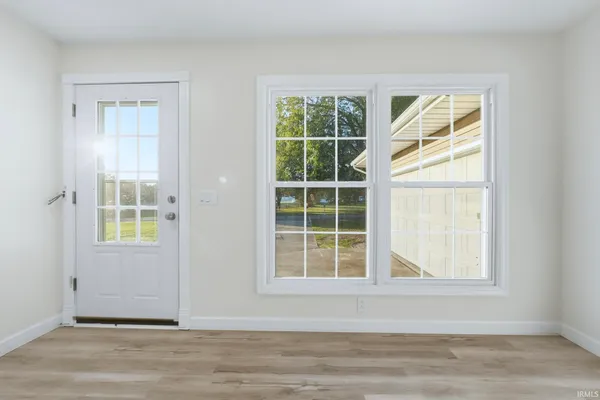 $234,900 | 1004 Fall Creek Avenue, Kendallville, IN 46755