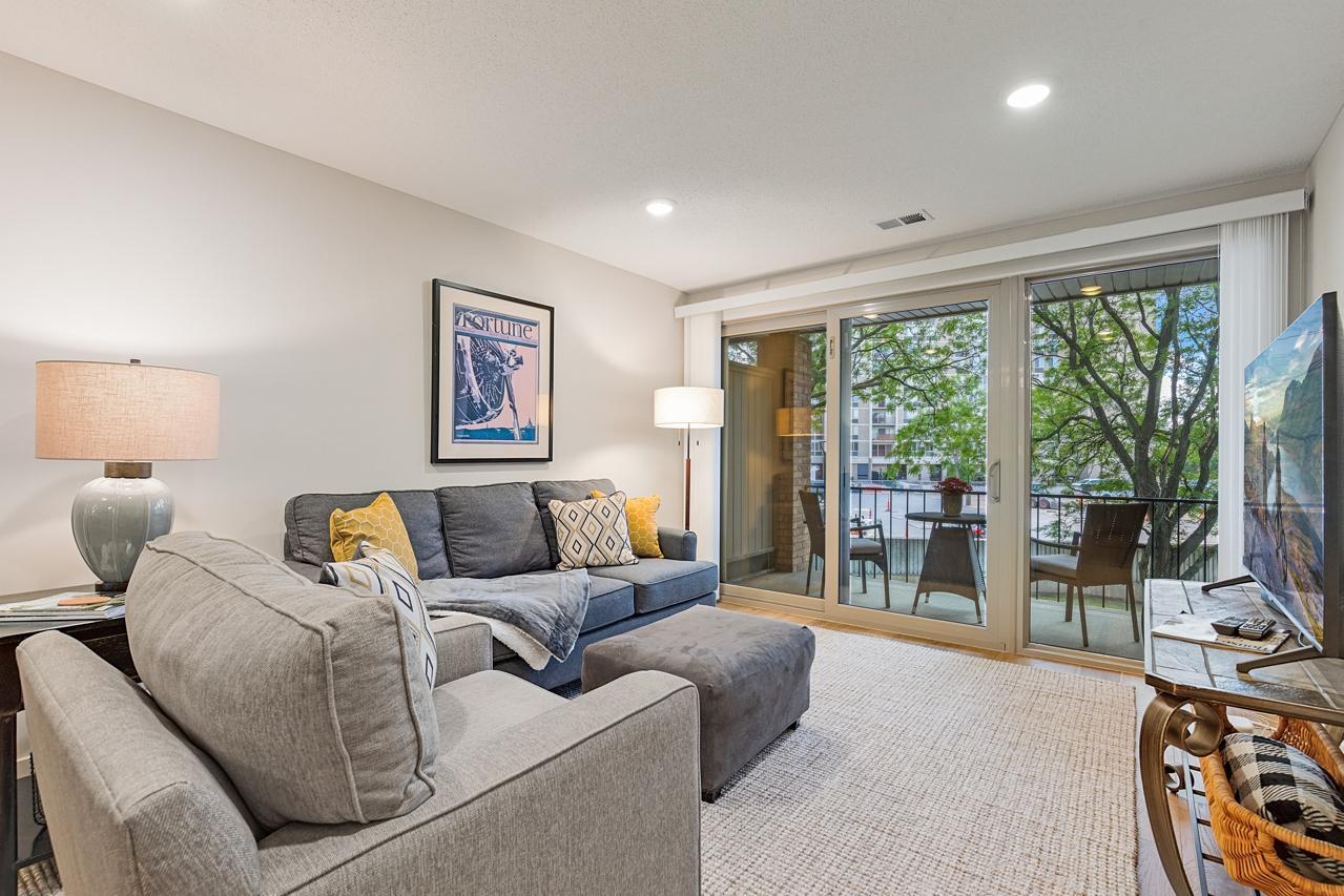 6328 Barrie Road, Unit 3K Edina, MN 55435 - Photo 7 of 17