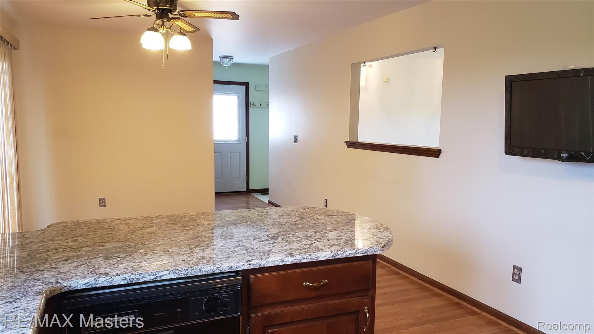 2466 Carleton West Road Carleton, MI 48117 - Photo 10 of 48 20210409_083940.jpg