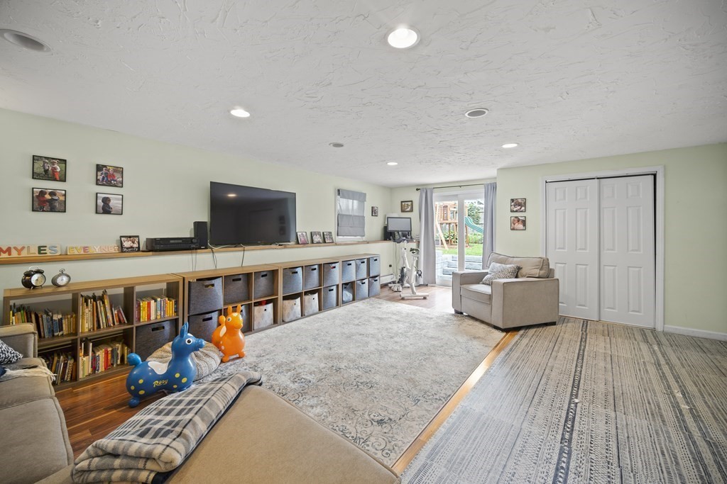 9 Stacey Road Marlborough, MA 01752 - Photo 24 of 42 Gallery Image 24