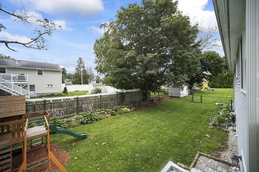 9 Stacey Road Marlborough, MA 01752 - Photo 37 of 42 Gallery Image 37