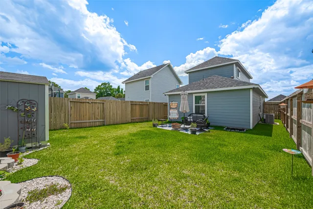 $1,550 | 9923 Opal Stone Way, Conroe, TX 77306