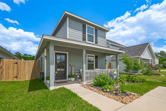 $1,550 | 9923 Opal Stone Way, Conroe, TX 77306