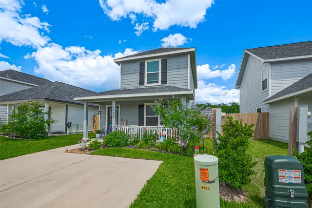 $1,550 | 9923 Opal Stone Way, Conroe, TX 77306