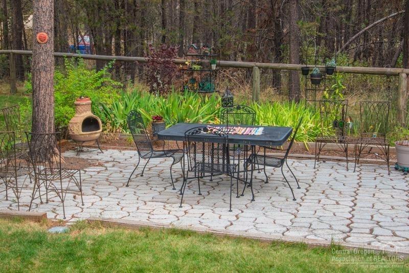 17486 Snow Goose Road Bend, OR 97707 - Photo 4 of 17 Beautiful paver patio for outside entert
