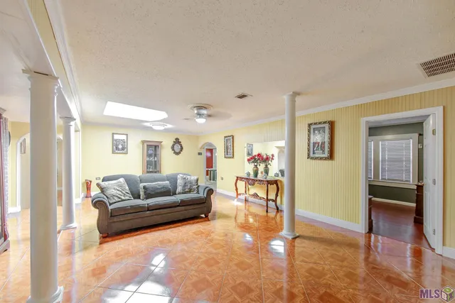 $202,000 | 110 West 26th Street, Larose, LA 70373