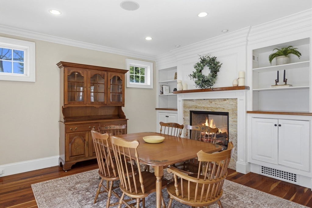 41 Stone Street, Unit 41 Walpole, MA 02081 - Photo 9 of 23