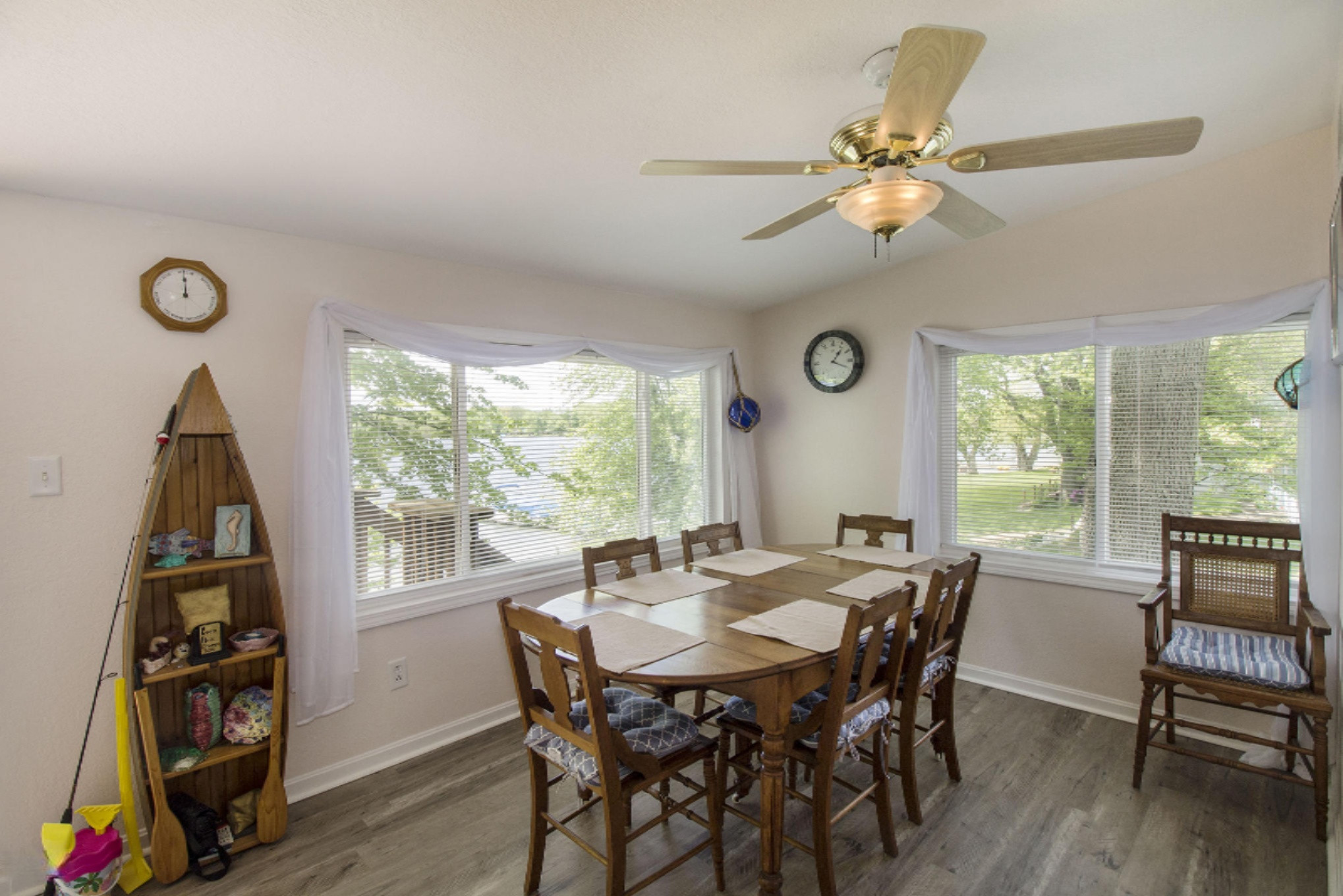 1962 Cooper Road Quincy, MI 49082 - Photo 16 of 31 Dining