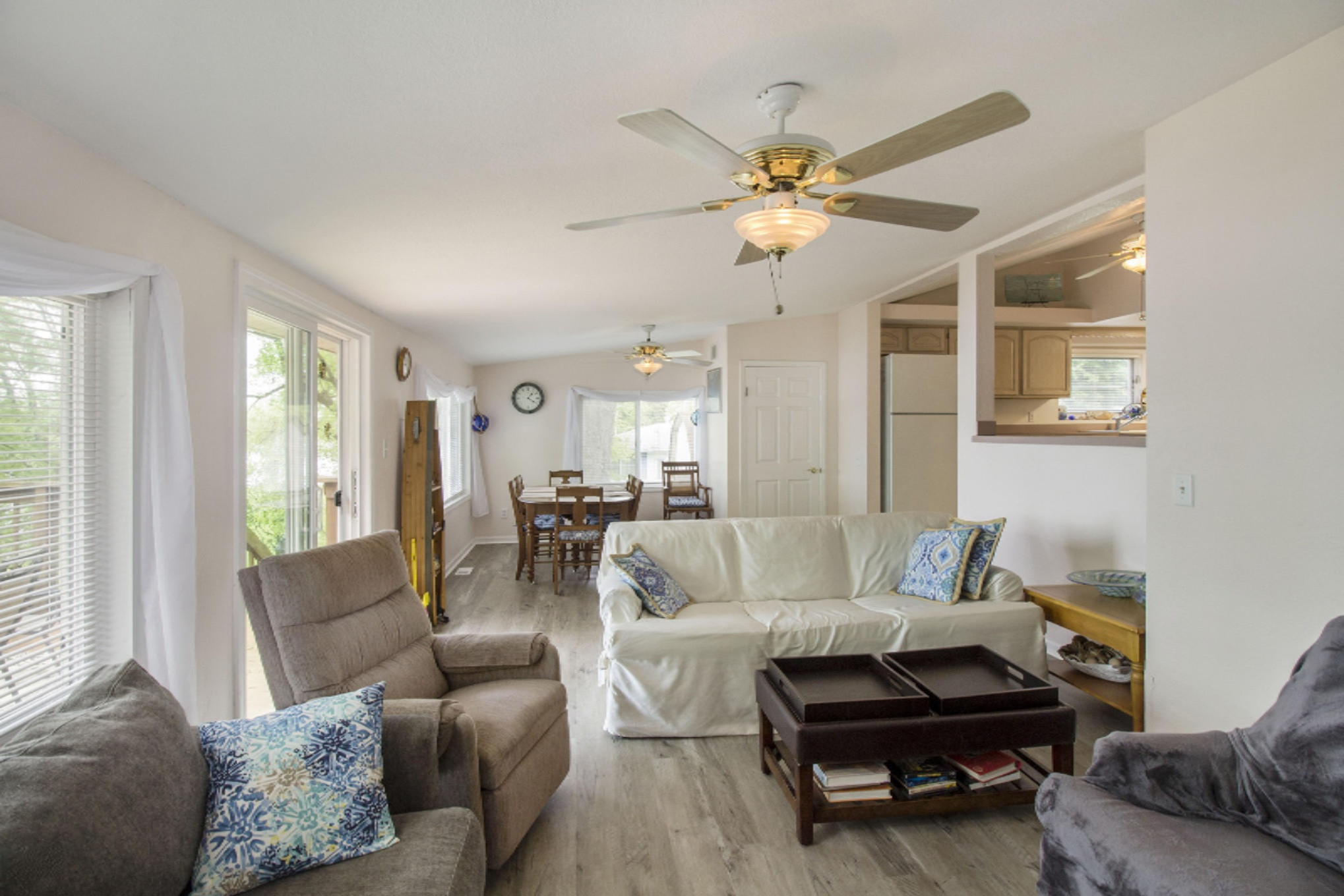 1962 Cooper Road Quincy, MI 49082 - Photo 19 of 31 Great Room