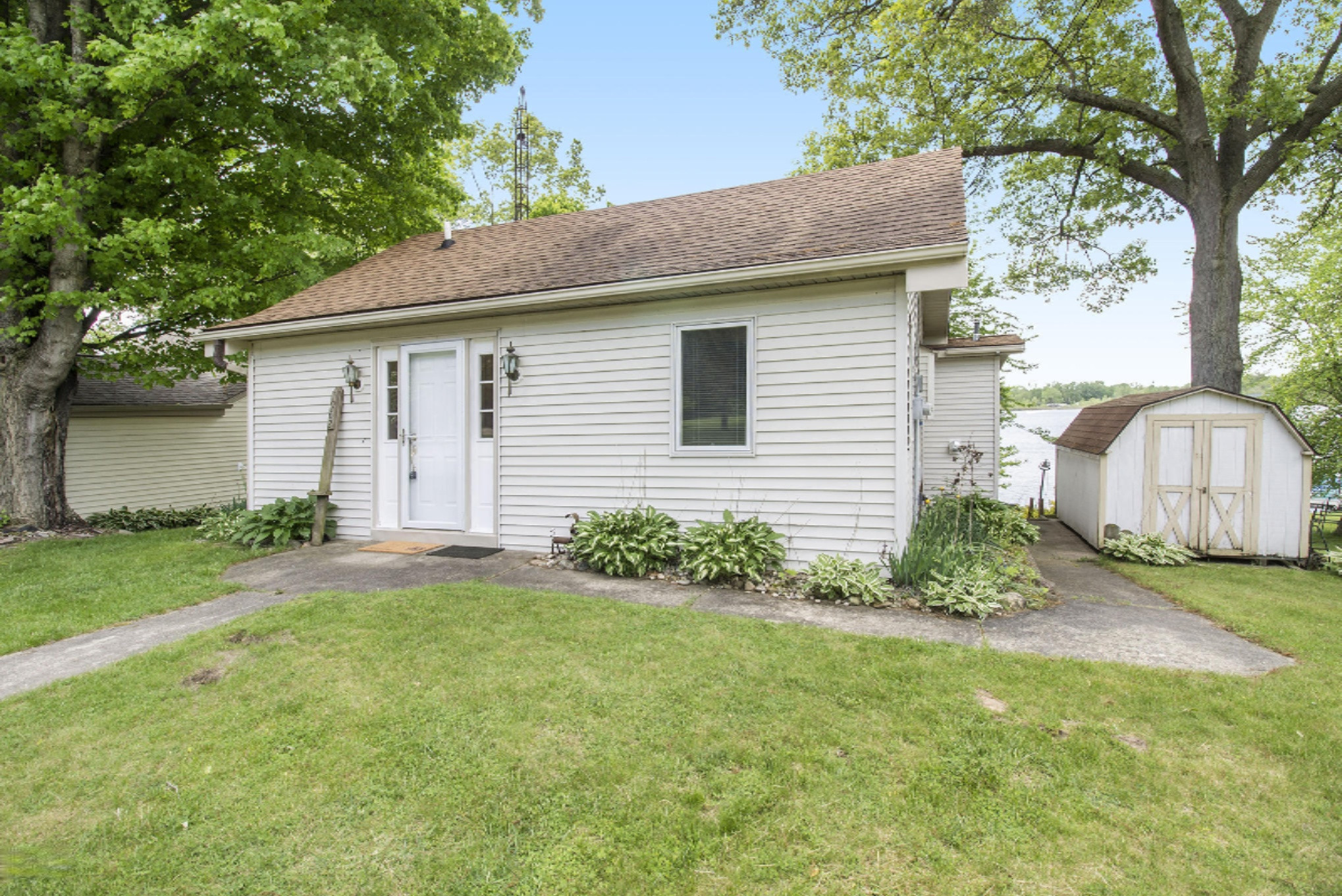 1962 Cooper Road Quincy, MI 49082 - Photo 2 of 31 Road View