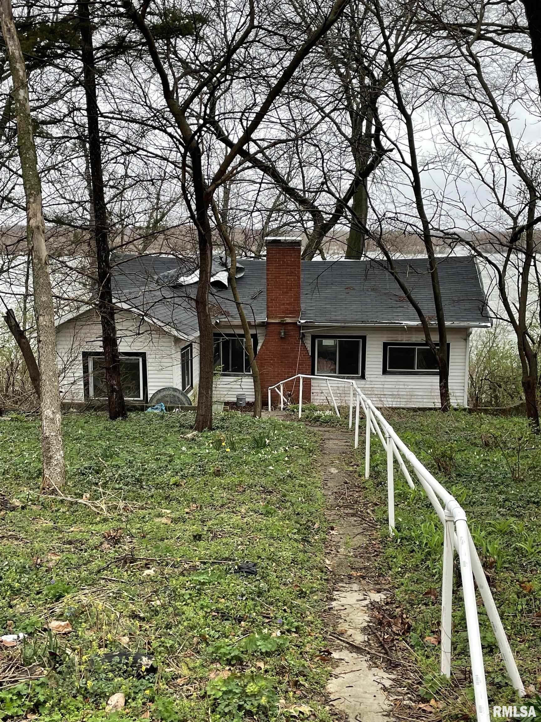 19758 Baldwin Beach Road Havana, IL 62644 - Photo 1 of 12 Gallery Image 1