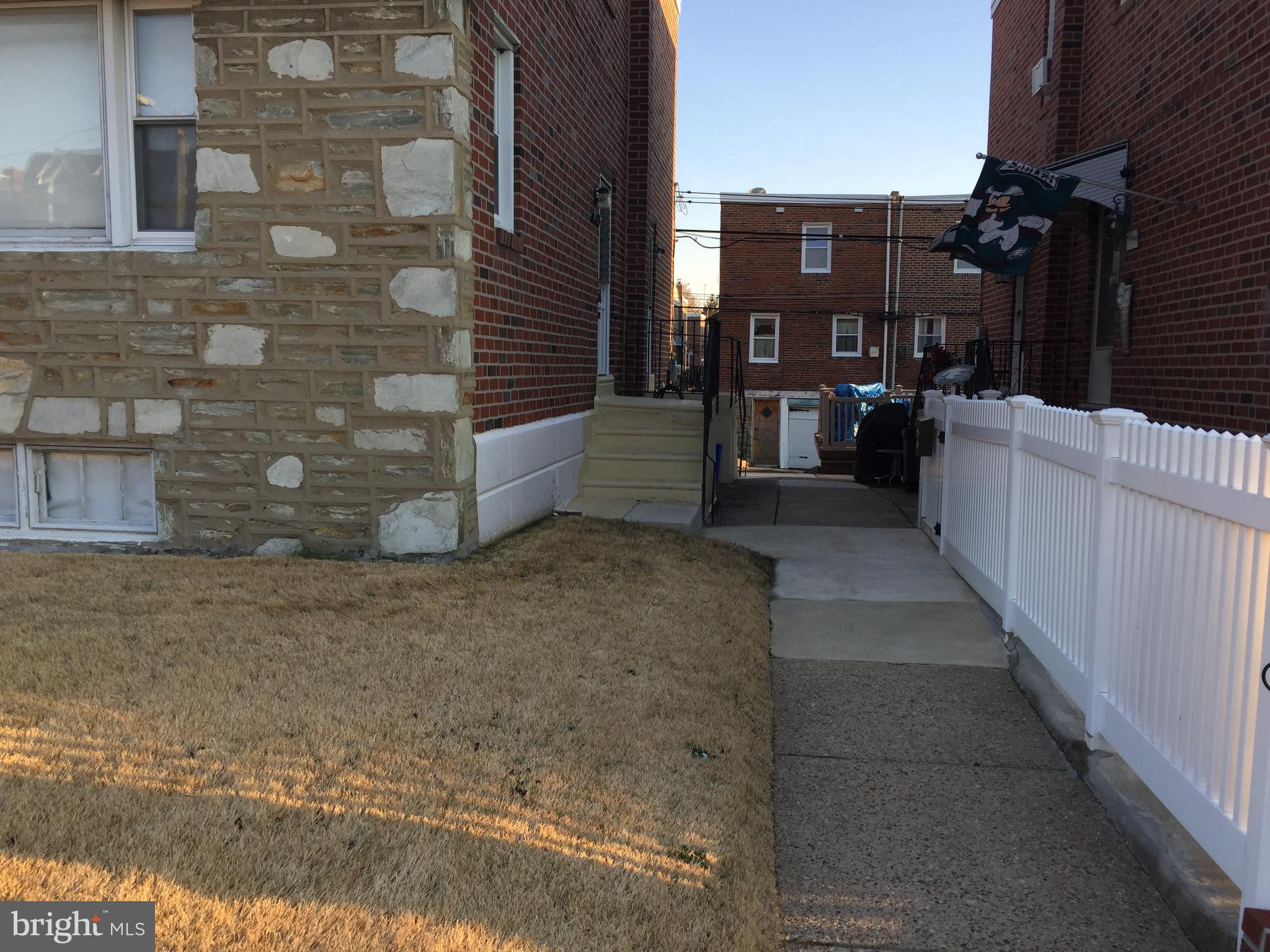 1815 Danforth Street Philadelphia, PA 19152 - Photo 4 of 11