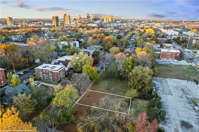 $600,000 | 2833 Harrison Street, Kansas City, MO 64109