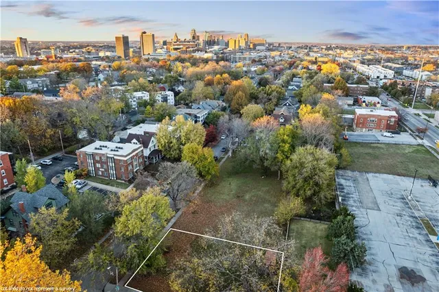 $600,000 | 2833 Harrison Street, Kansas City, MO 64109