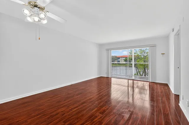 $2,200 | 12950 Southwest 13th Street, Unit 203D, Pembroke Pines, FL 33027