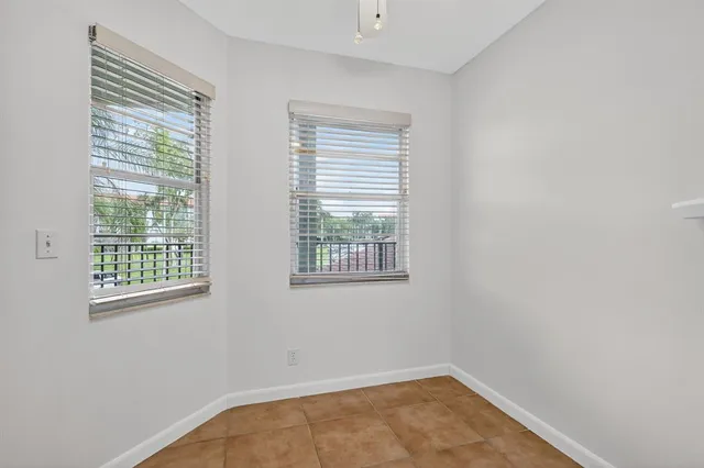 $2,200 | 12950 Southwest 13th Street, Unit 203D, Pembroke Pines, FL 33027