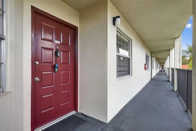 $2,200 | 12950 Southwest 13th Street, Unit 203D, Pembroke Pines, FL 33027