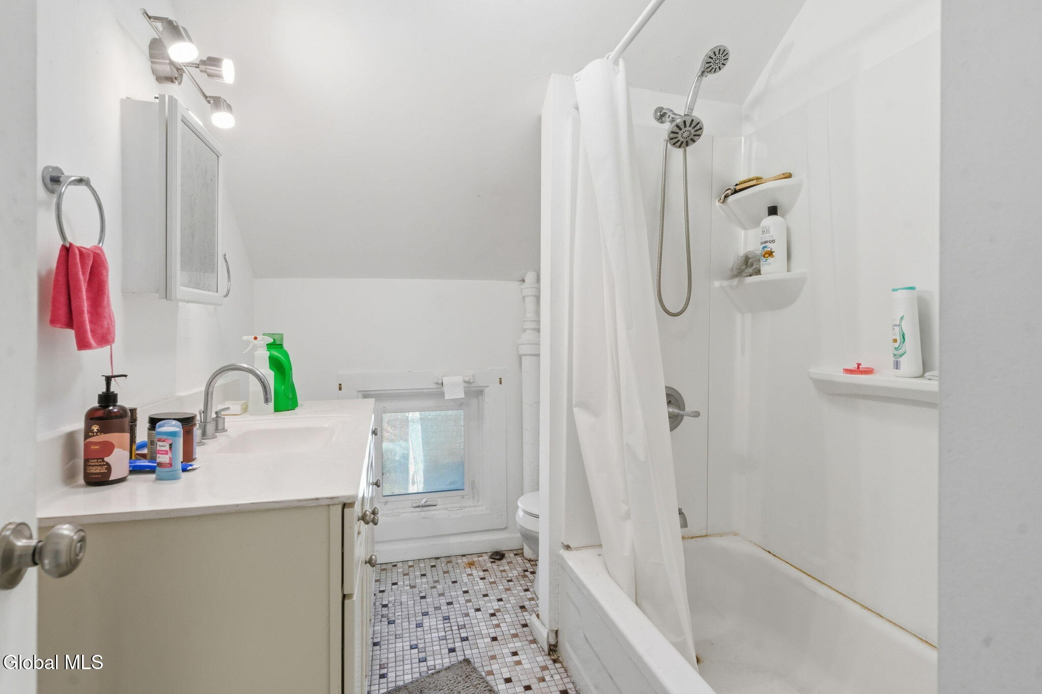 629 Hoosick Road Brunswick, NY 12180 - Photo 25 of 41 28-web-or-mls-629-hoosick-rd