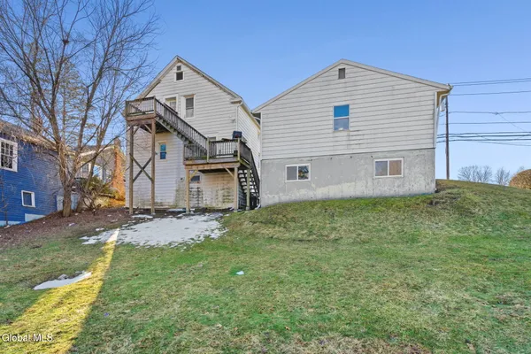 $284,900 | 629 Hoosick Road, Brunswick, NY 12180
