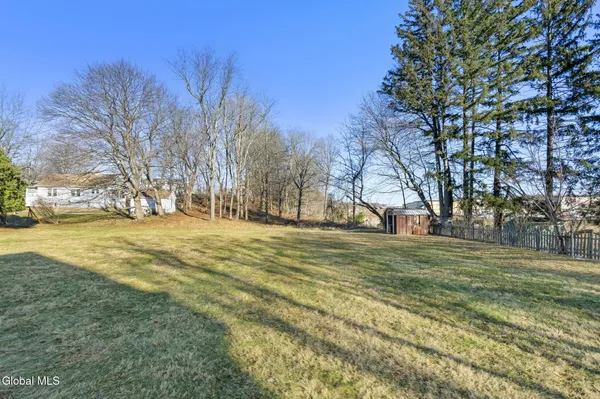 $284,900 | 629 Hoosick Road, Brunswick, NY 12180