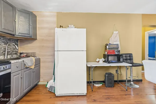 $284,900 | 629 Hoosick Road, Brunswick, NY 12180