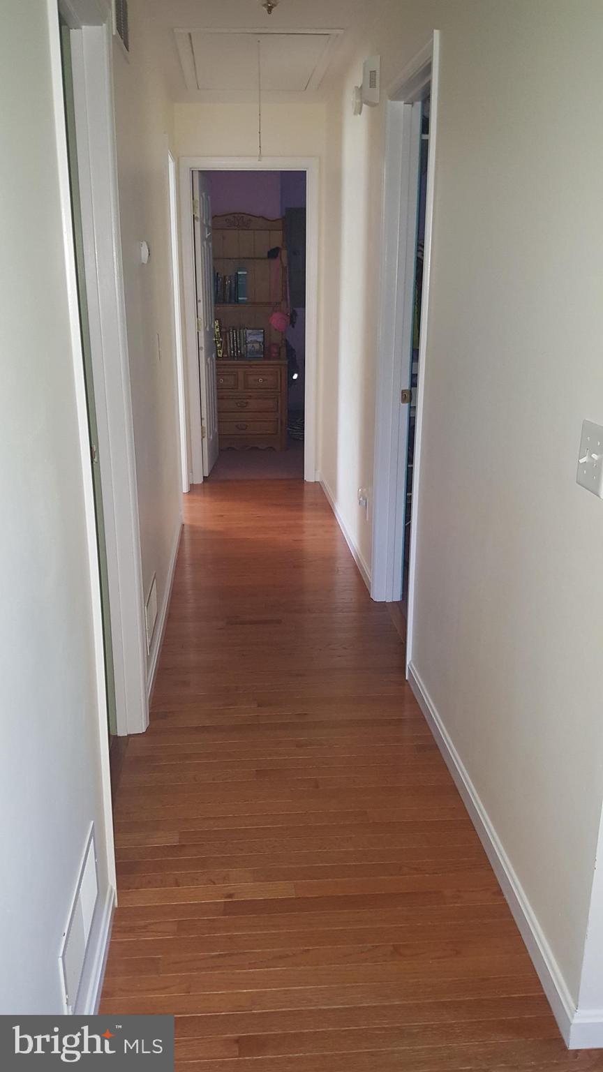 5977 Judith Road Clayton, DE 19938 - Photo 11 of 19 Hallway