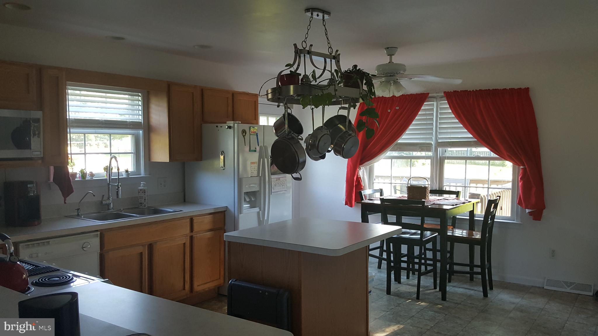 5977 Judith Road Clayton, DE 19938 - Photo 4 of 19 Eat in Kitchen