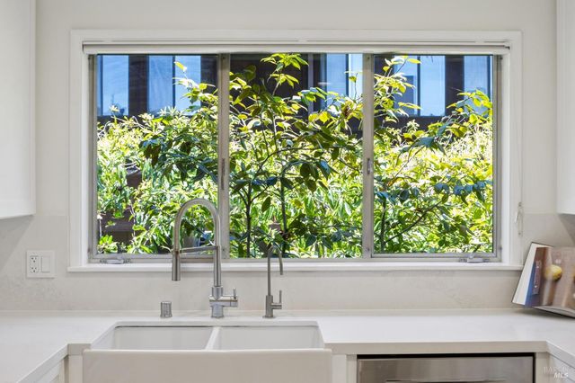 $2,295,000 | 31 Knoll Lane, Mill Valley, CA 94941