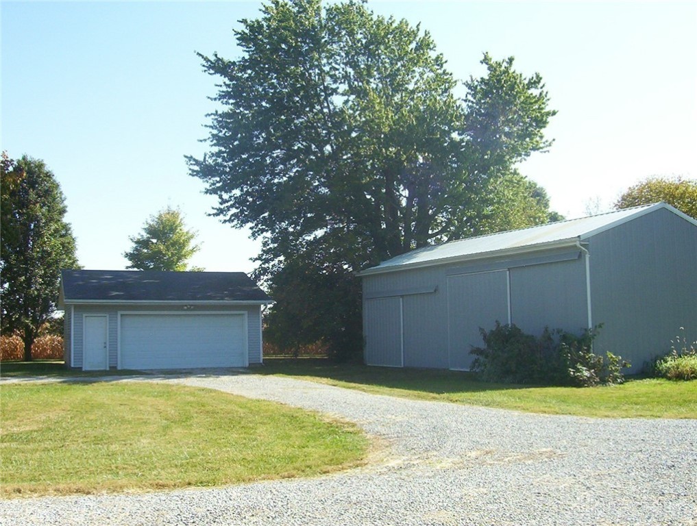212 North Stringtown Road Xenia, OH 45385 - Photo 5 of 23 Gallery Image 5