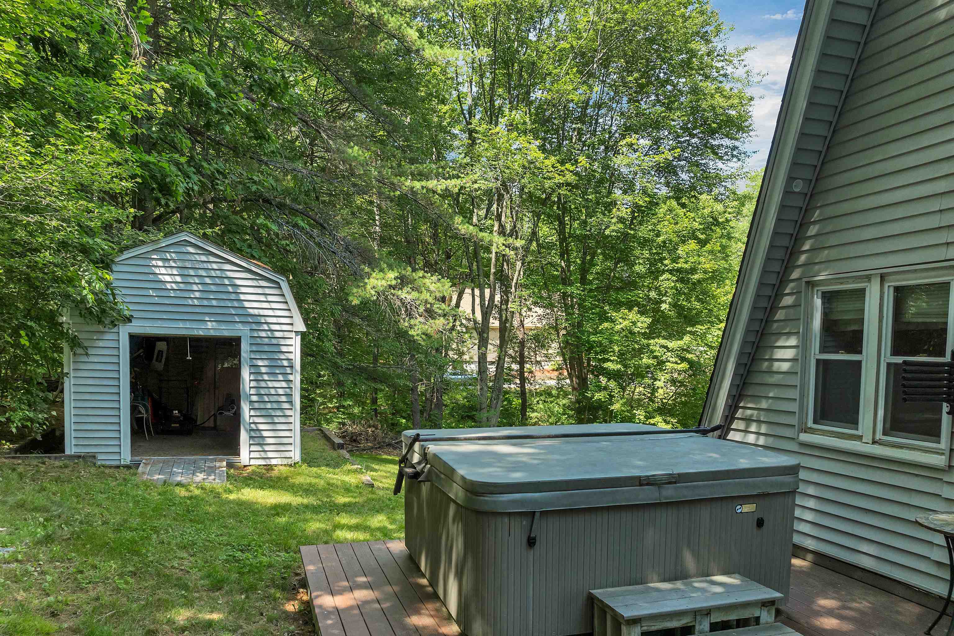 4 Rustic Shores Road Alton, NH 03809 - Photo 9 of 55