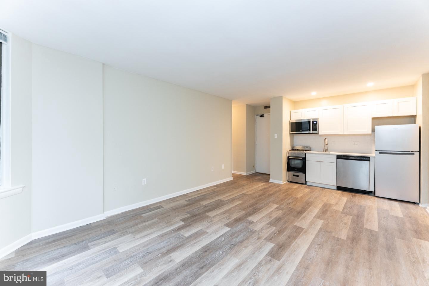 135 South 19th Street, Unit 607 Philadelphia, PA 19103 - Photo 3 of 16